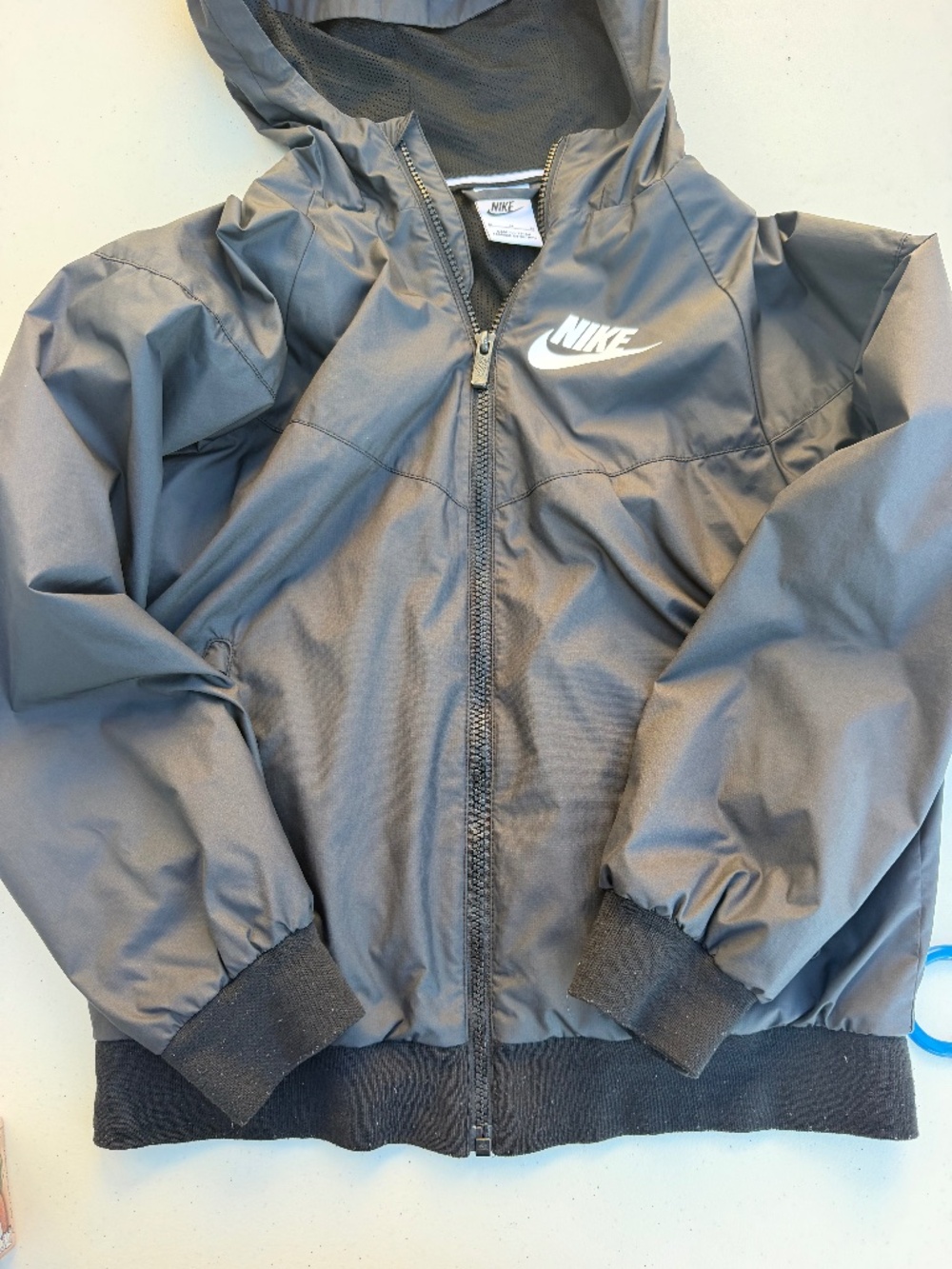 Nike gray windbreaker jacket #windbreaker #athletic Nike Sportswear Windrunner